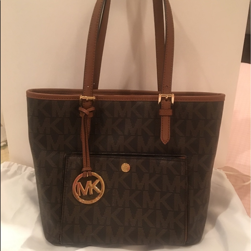 Michael Kors Jet set tote 💯 Auth Sale